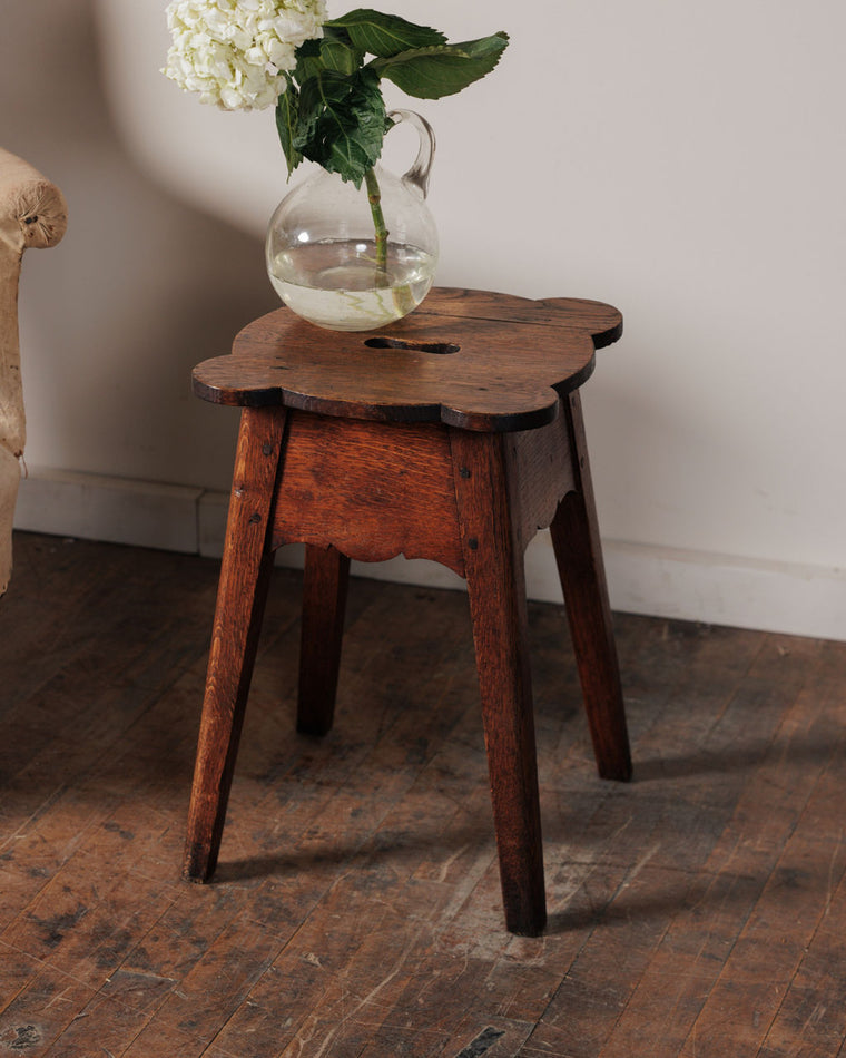 Scallop Stool