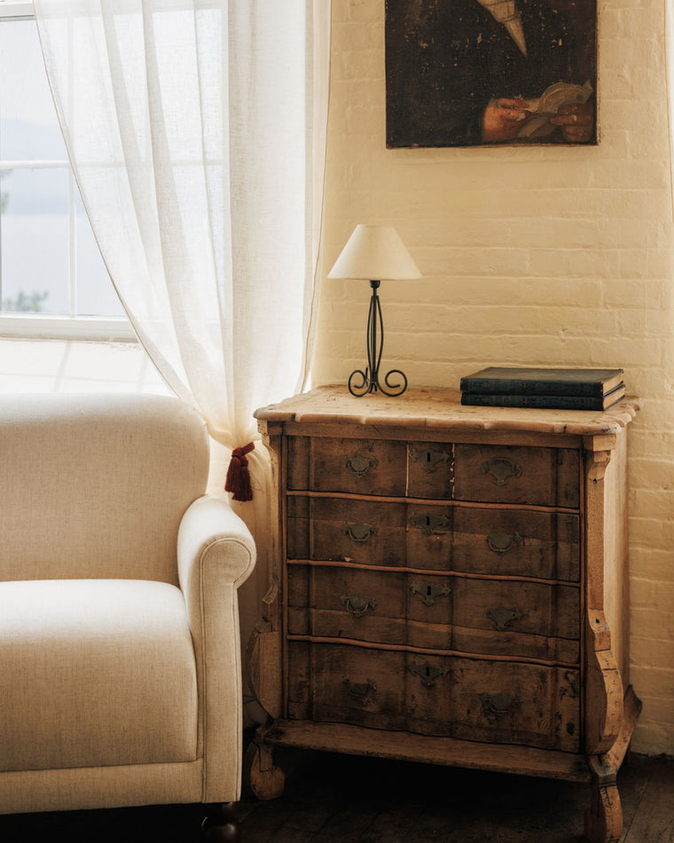18th c. Dutch Commode