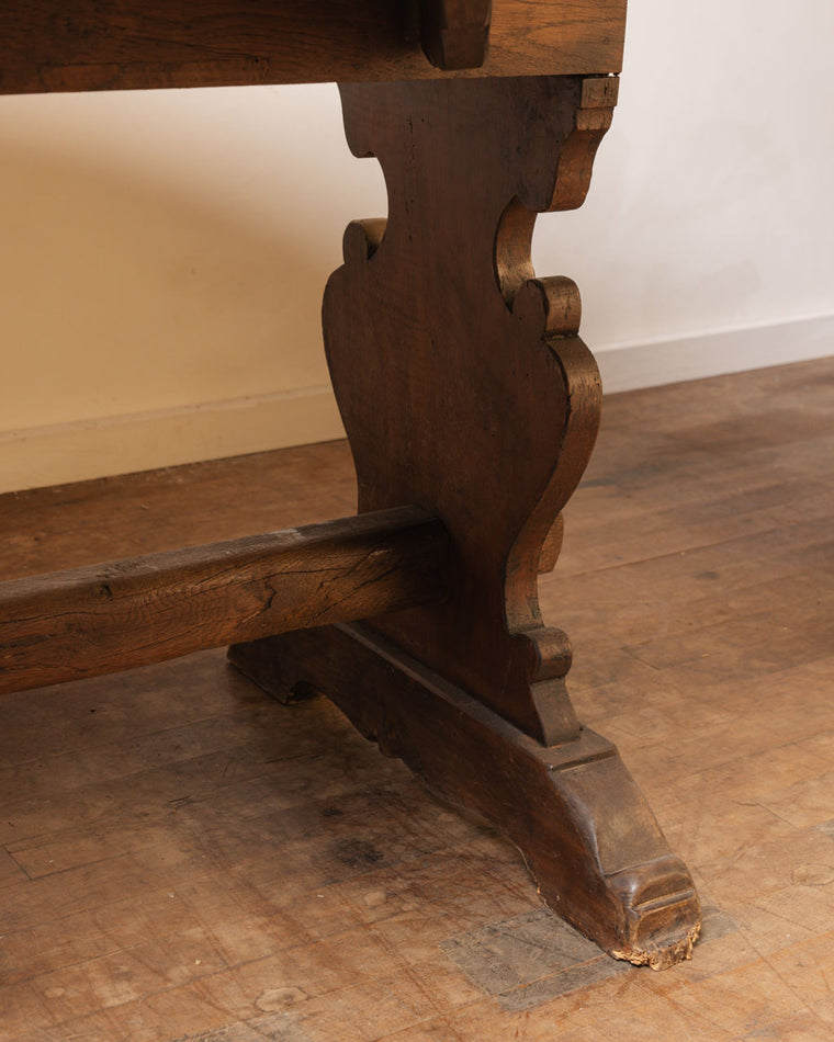 19th c. Oval Walnut Folding Table