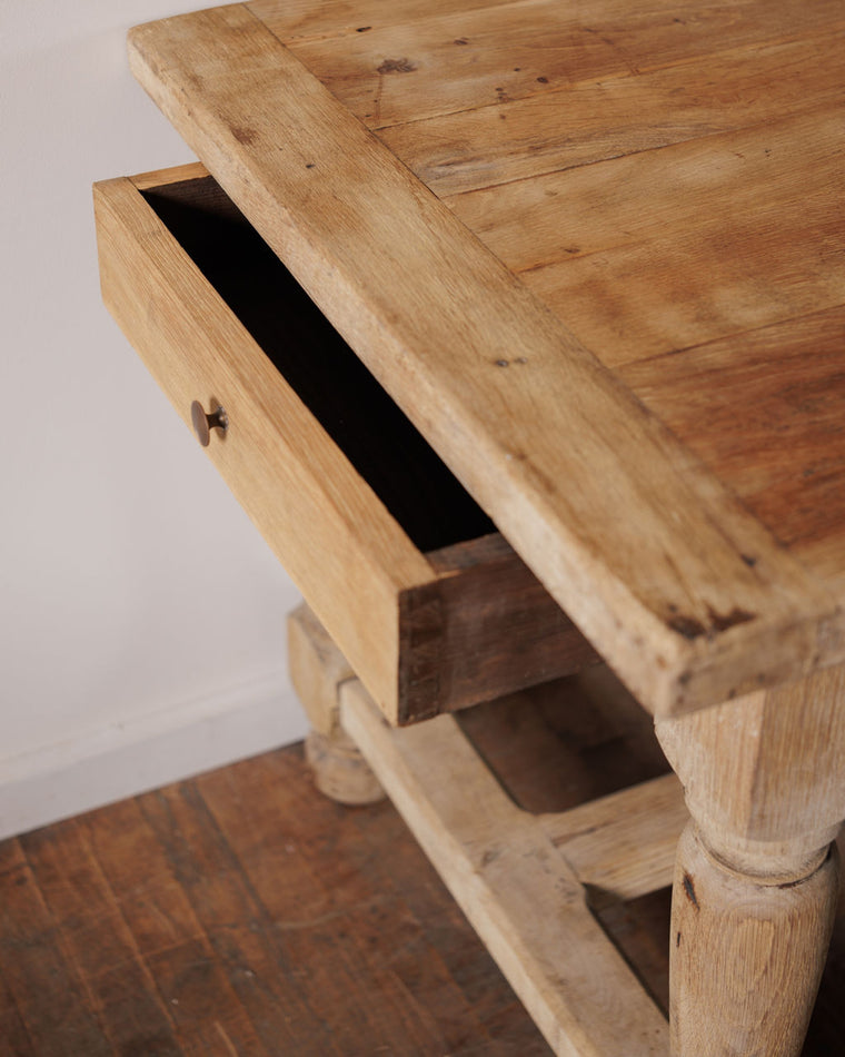 Oak Farm Table