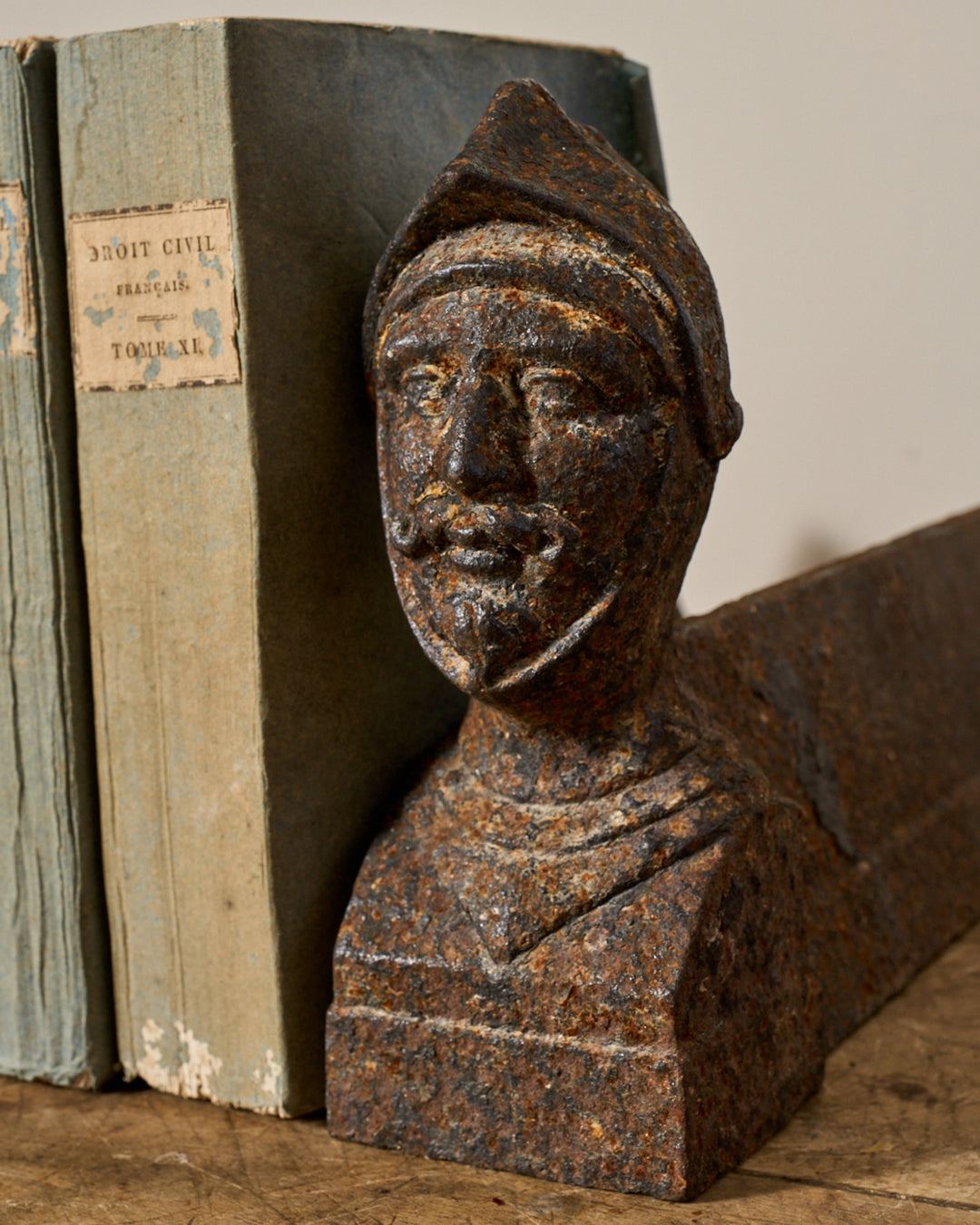 Fireplace Cast Iron Bookends - Duke