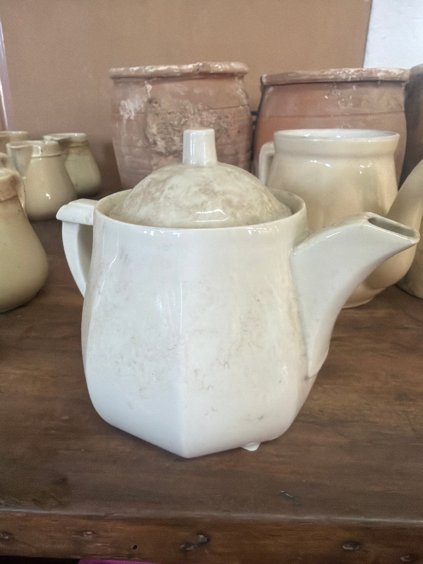Lyon Teapot