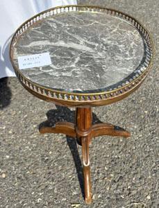 pedestal table