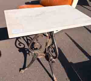 Petit Marble Table
