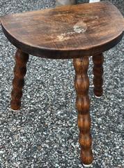 Demi Lune Milking Stool