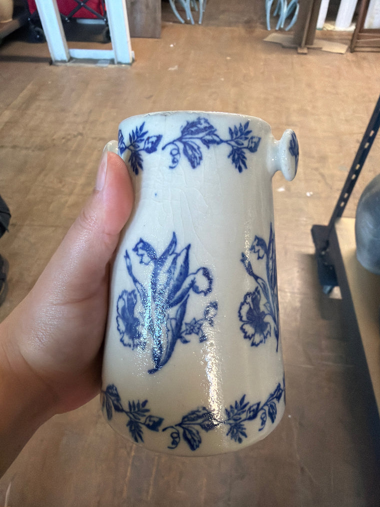 Saint Uze Pot