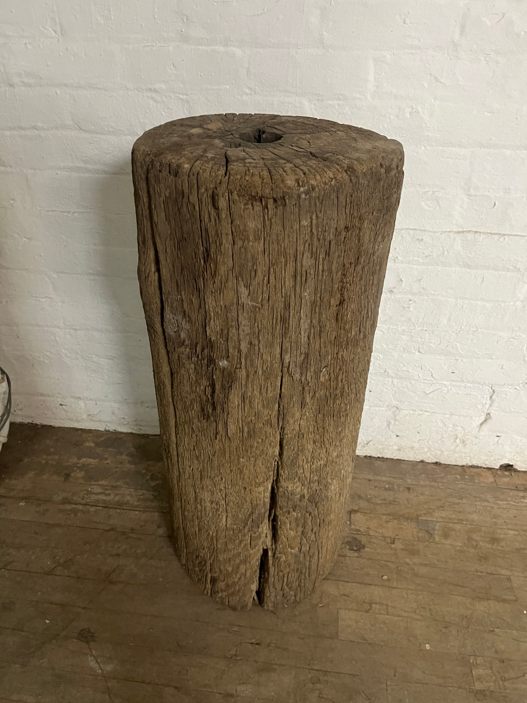Stump Pedestal