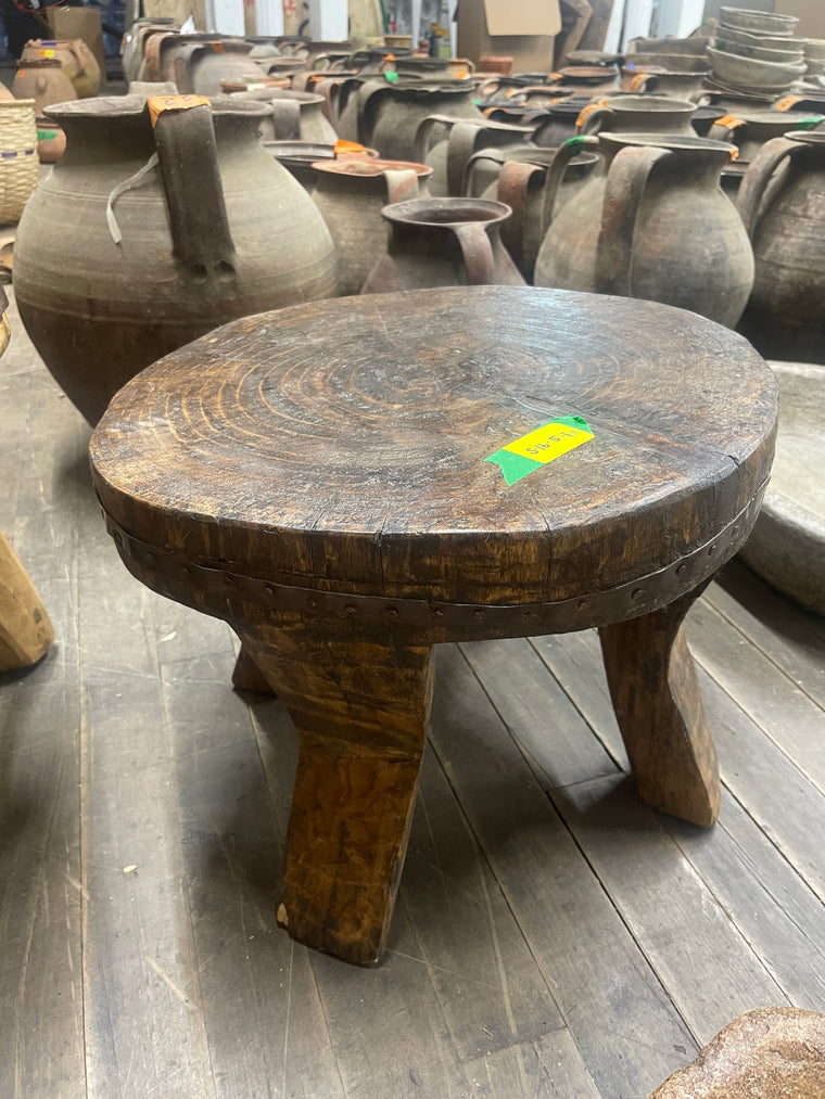 Dark Naga Stool