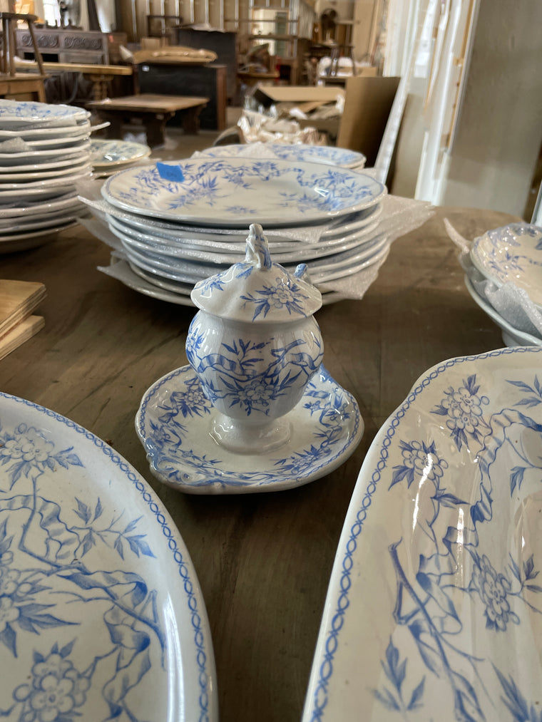 Epine U & C Blue & White Sugar Dish w/ Lid