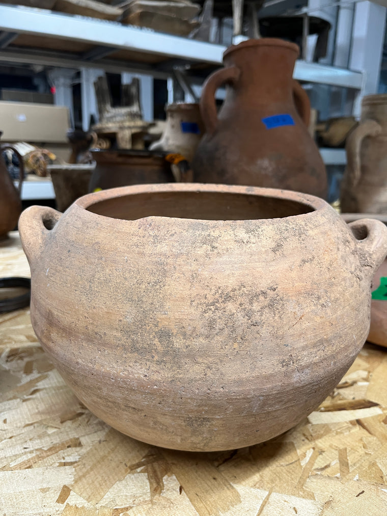 Medium round bottomed Moroccan vessel