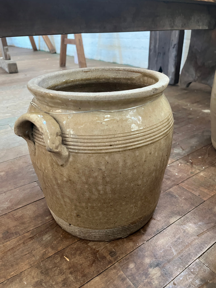 Sandstone Confit Pot