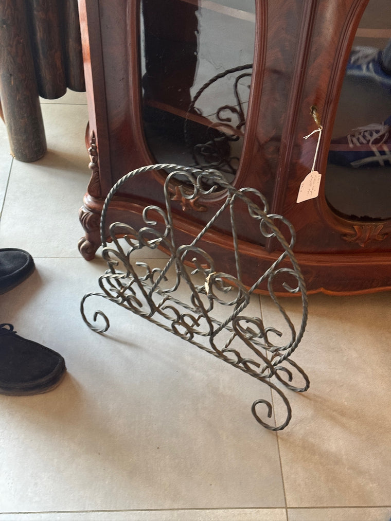 Metal Magazine Holder