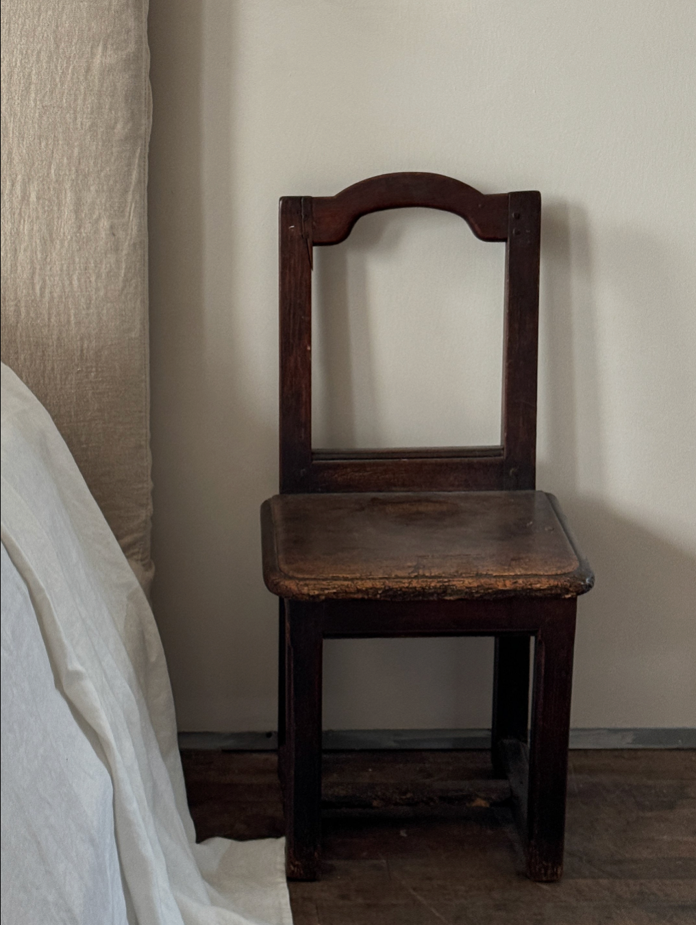 Lorraine Chair