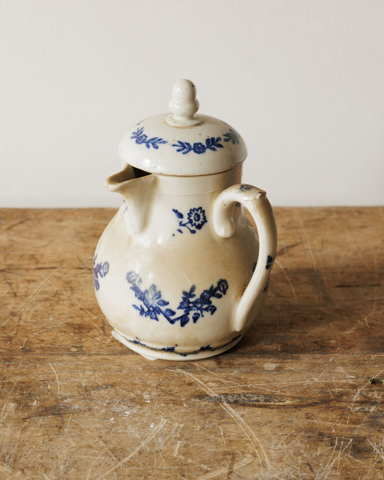 Saint Uze Teapot