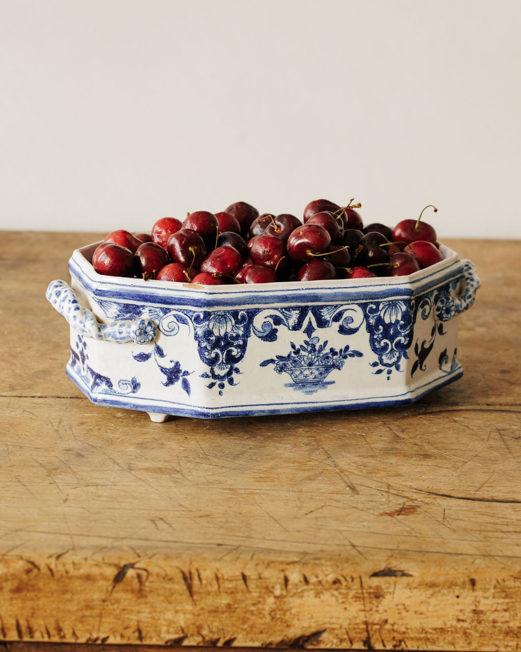 18th c. Jardiniere