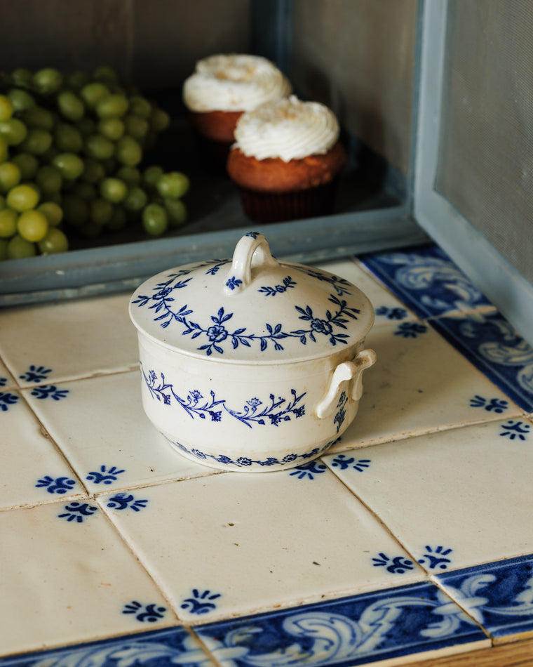Saint Uze Sugar Pot
