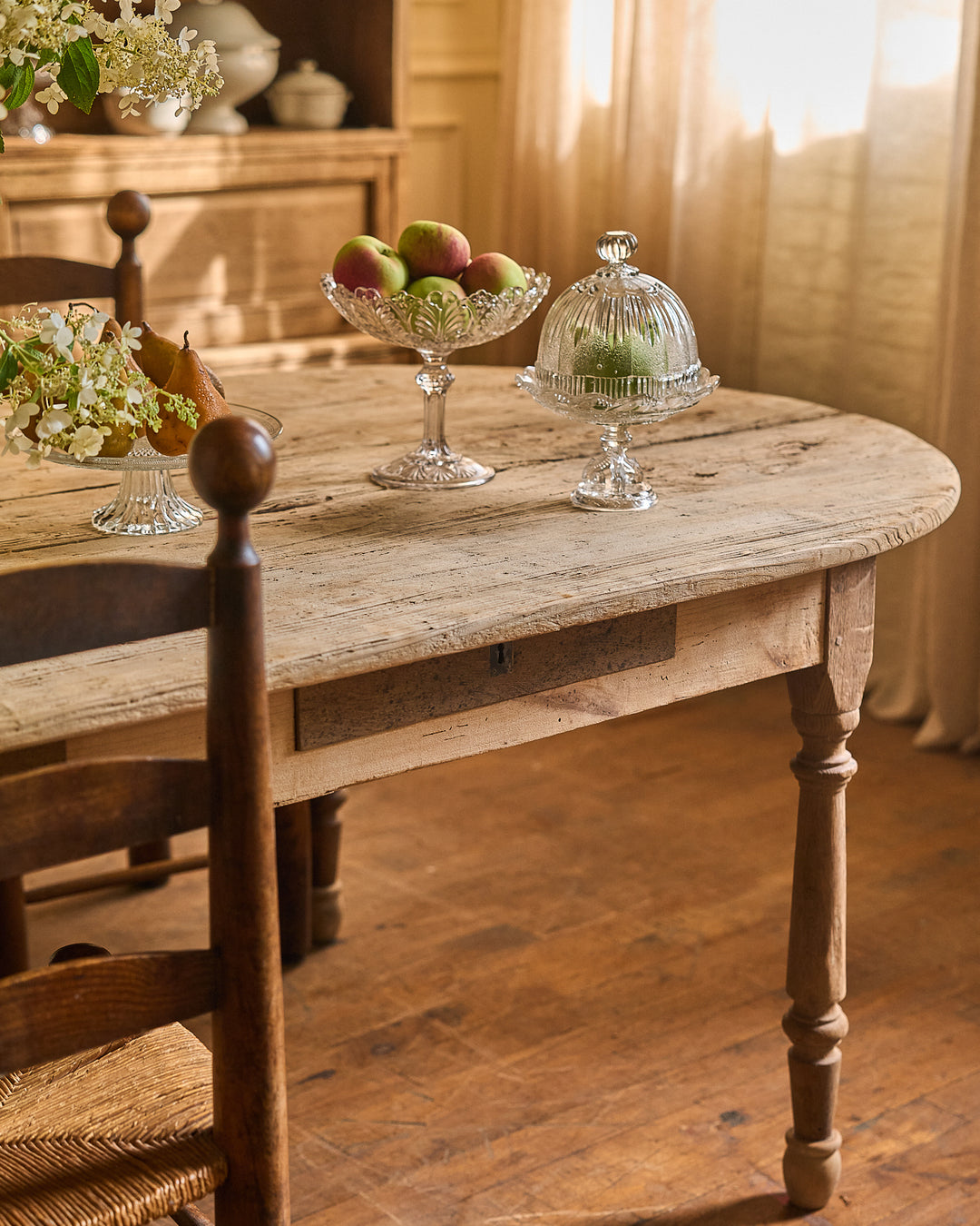 19th c. Oval Farm Table