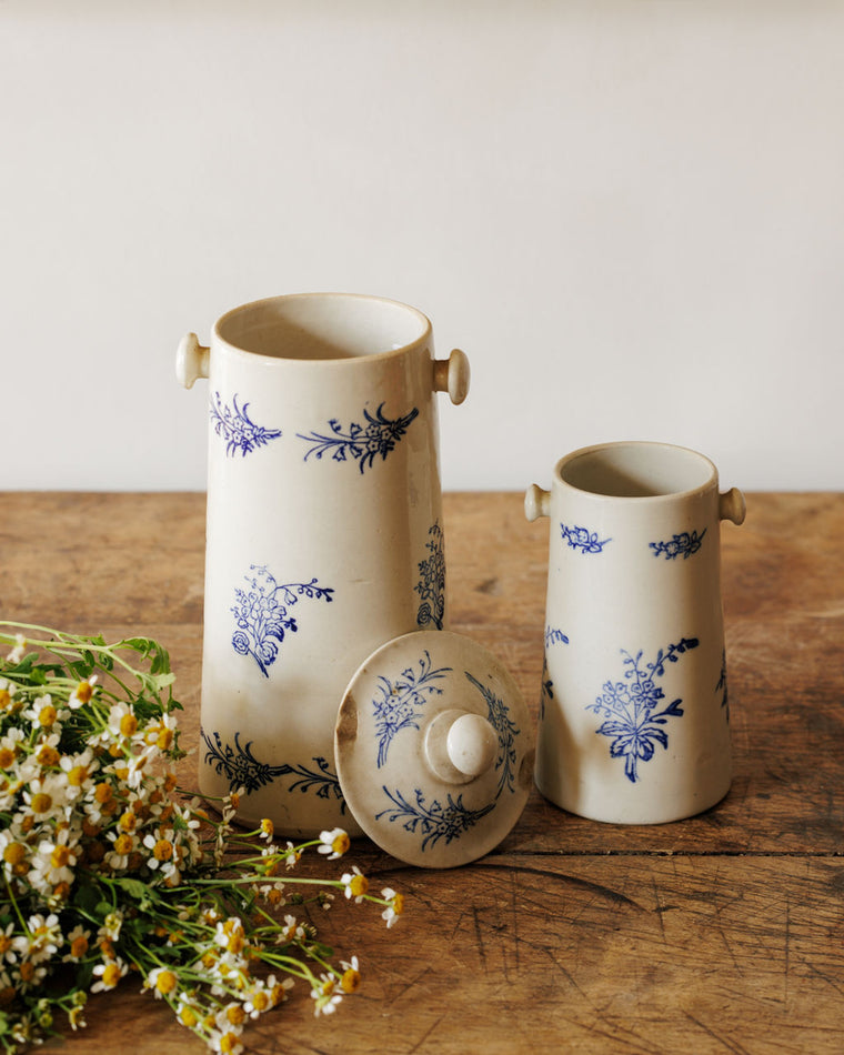 Saint Uze Pot