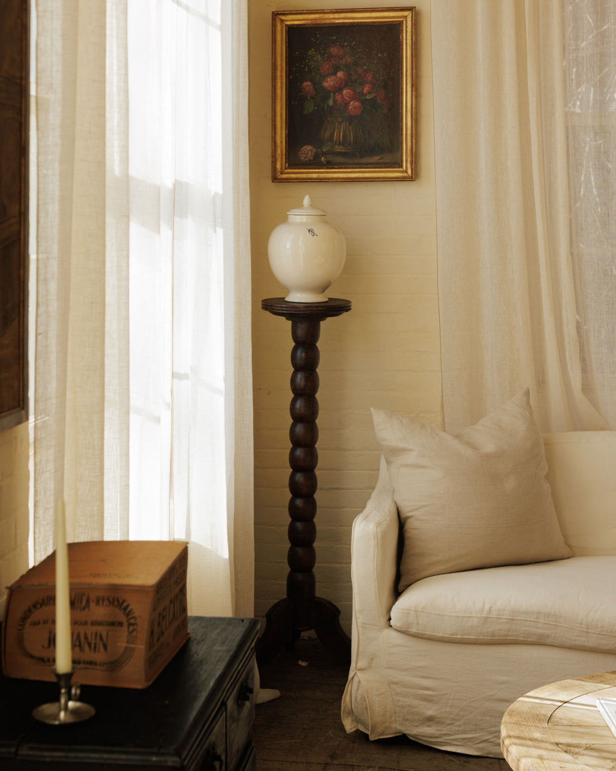 Barley Twist Pedestal