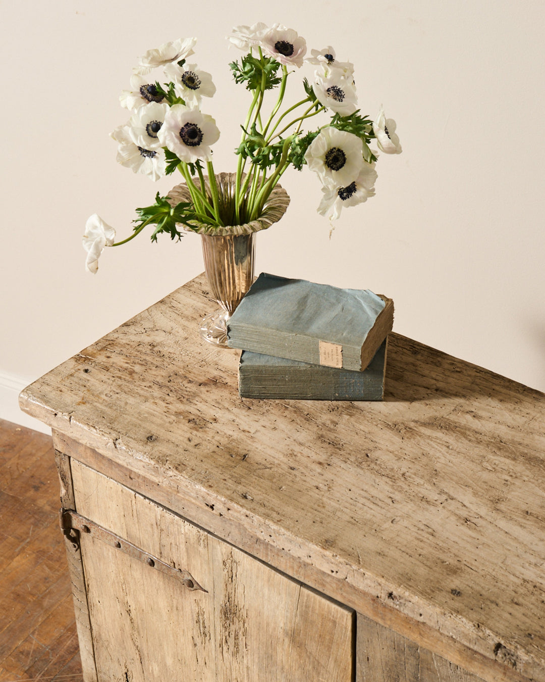 Catalan Sideboard