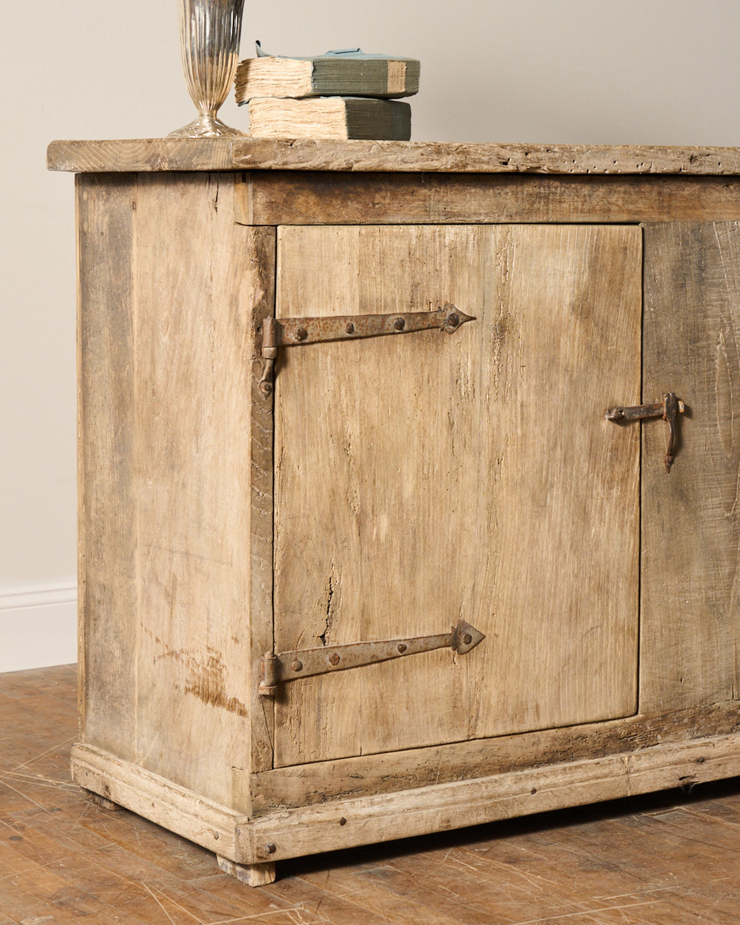 Catalan Sideboard