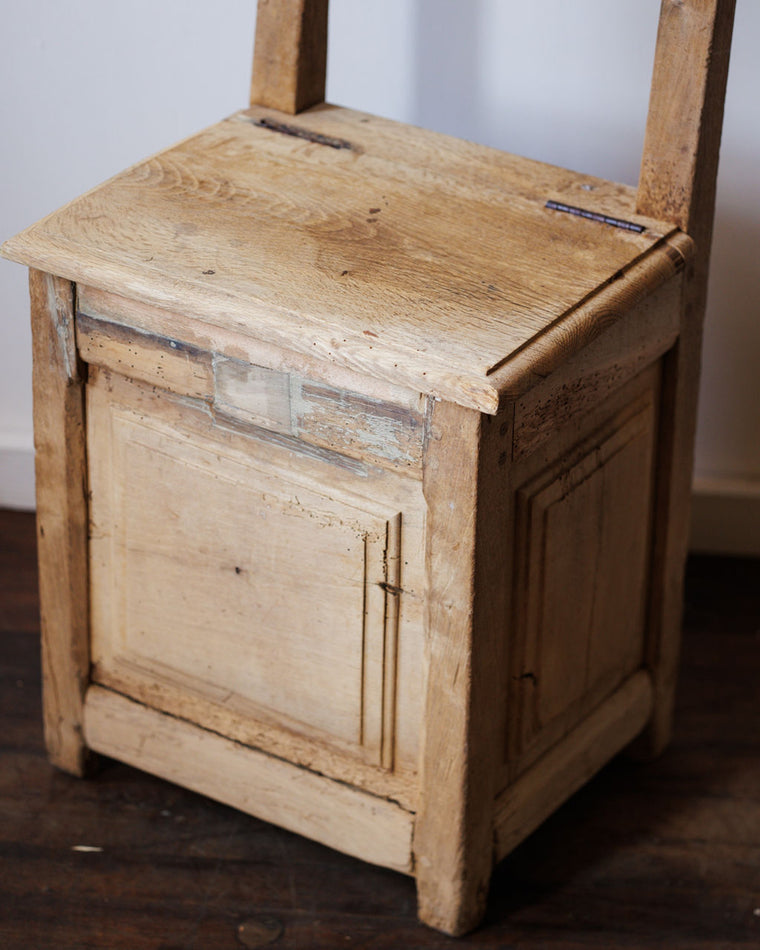 Salt Box Chair