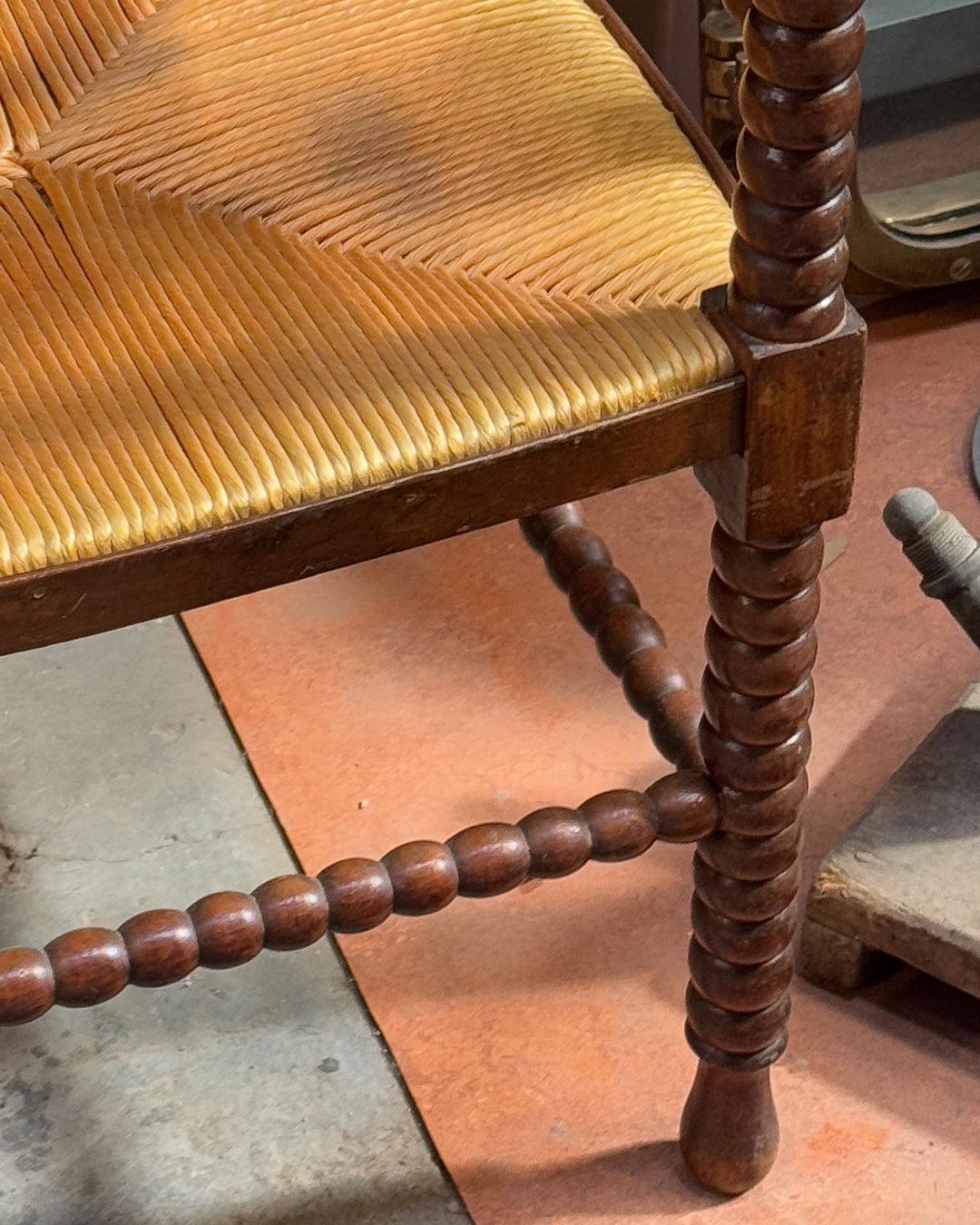 Corner Bobbin Chair