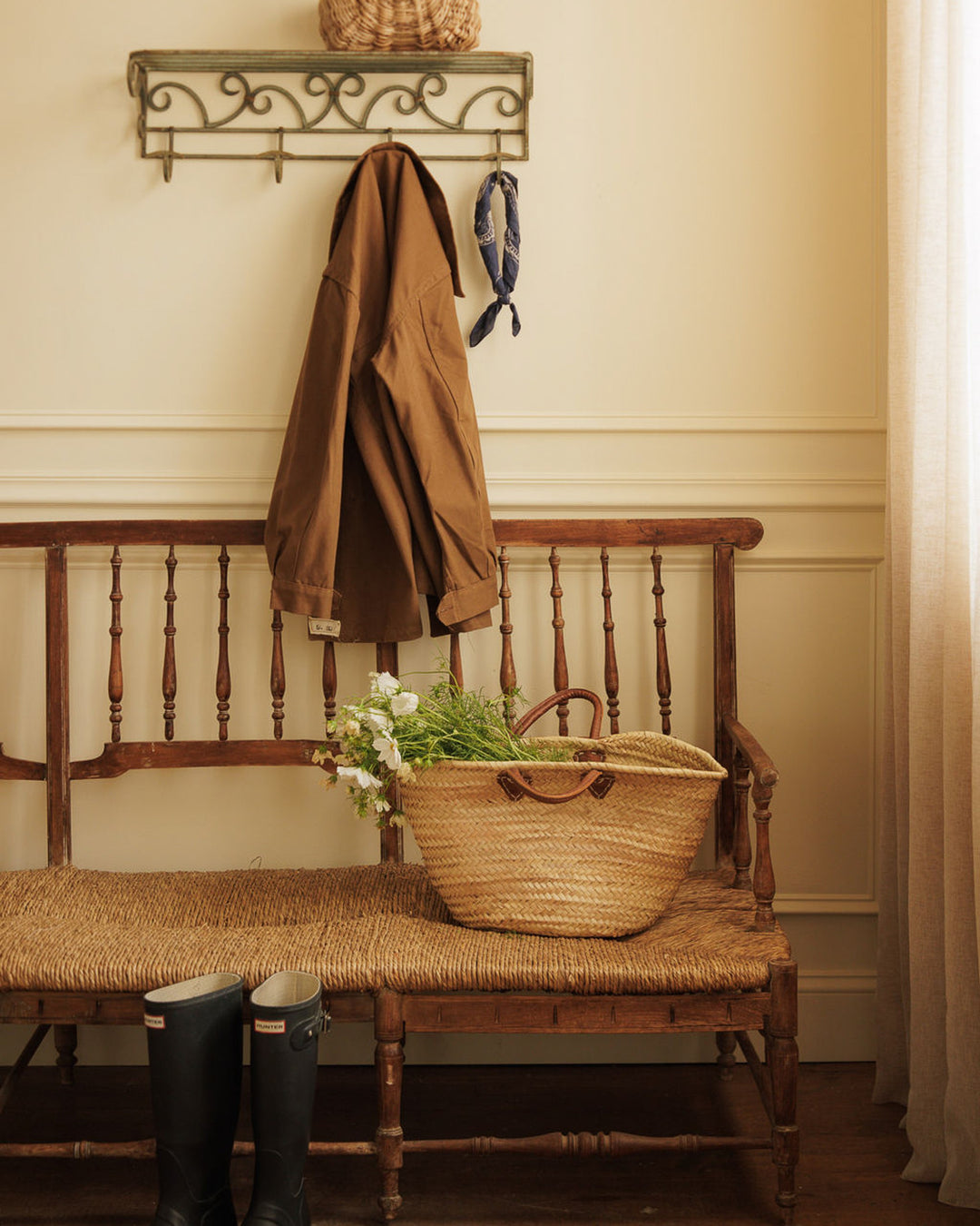Provencal Rush Bench