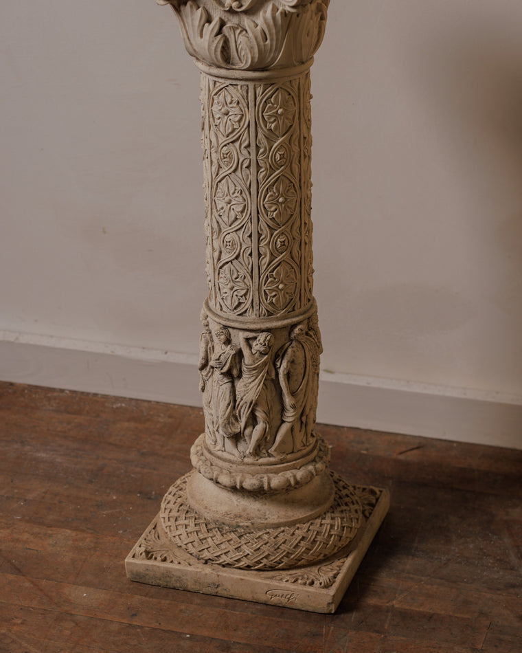 Chateau Column