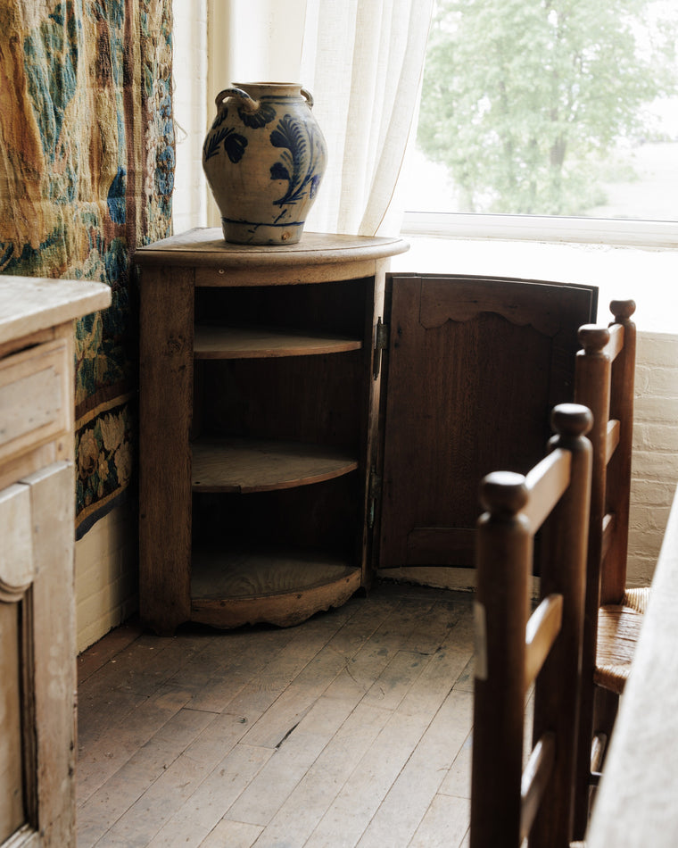 18th c. Oak Corner Cabinet