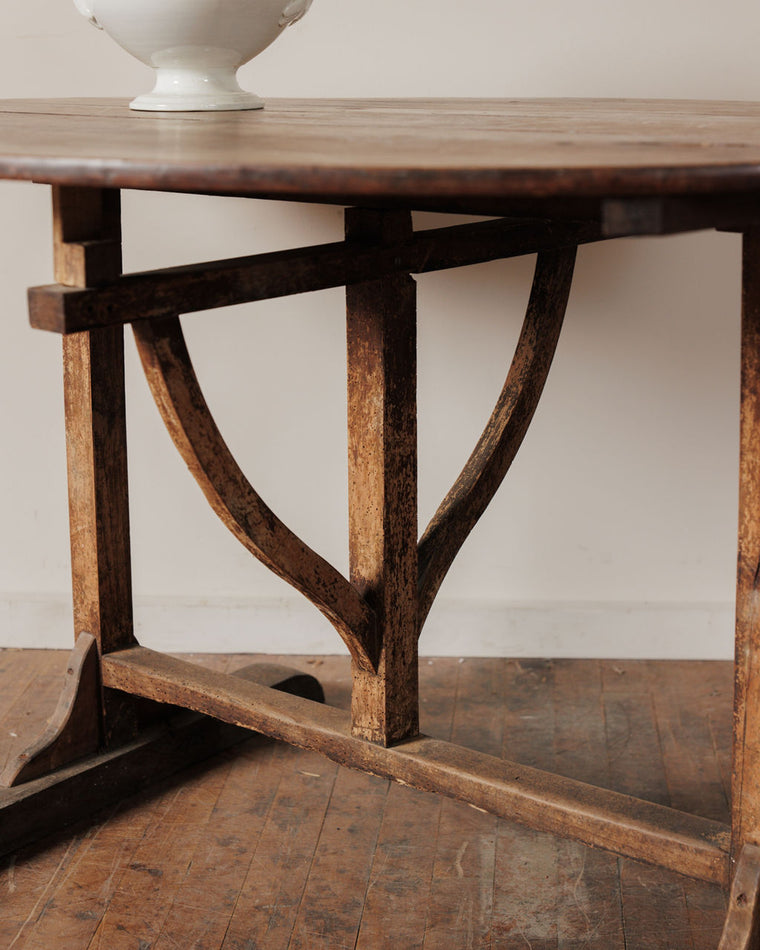 Large Wine Tasting Table