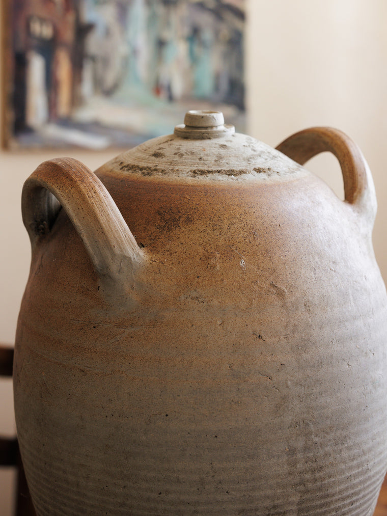 Le Grand Olive Oil Pot