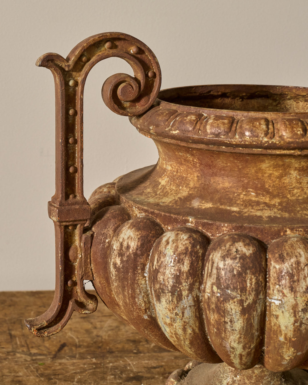 Chateau Garden Urn - Patina