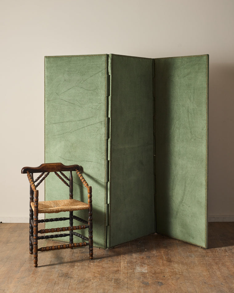 Antique Green Screen