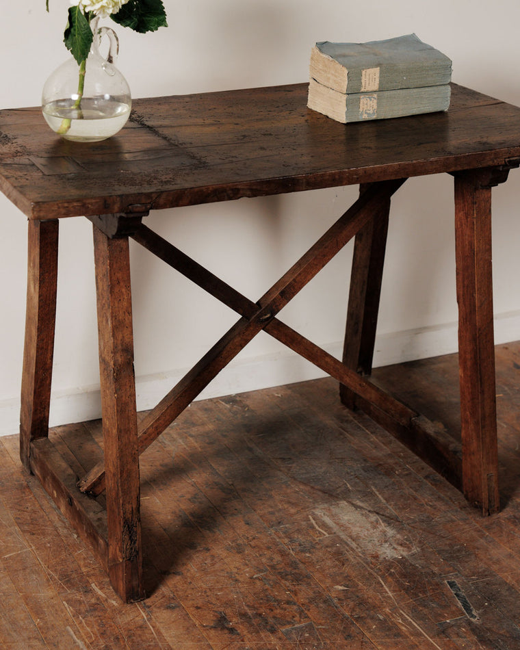 18th c. Spanish Table