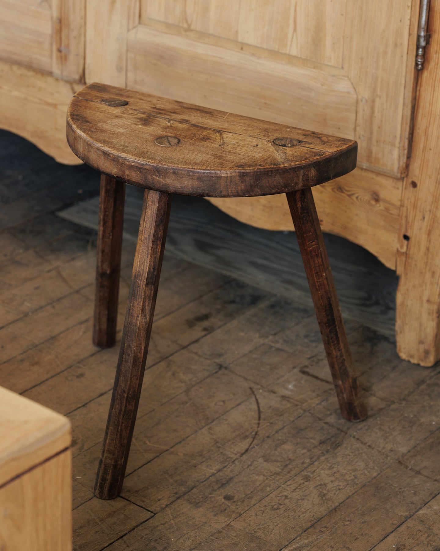 Demi Lune Stool