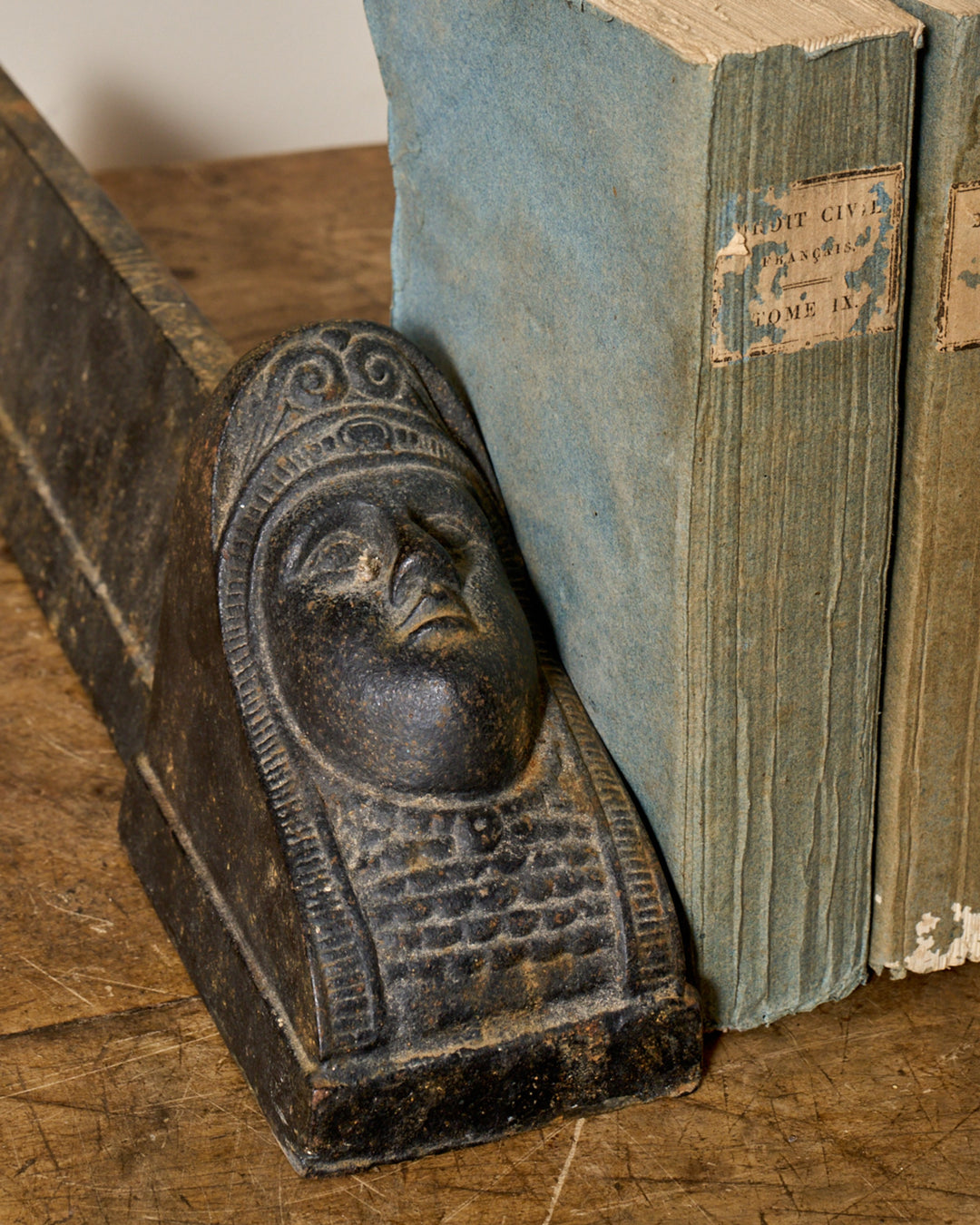 Fireplace Cast Iron Bookends - The King