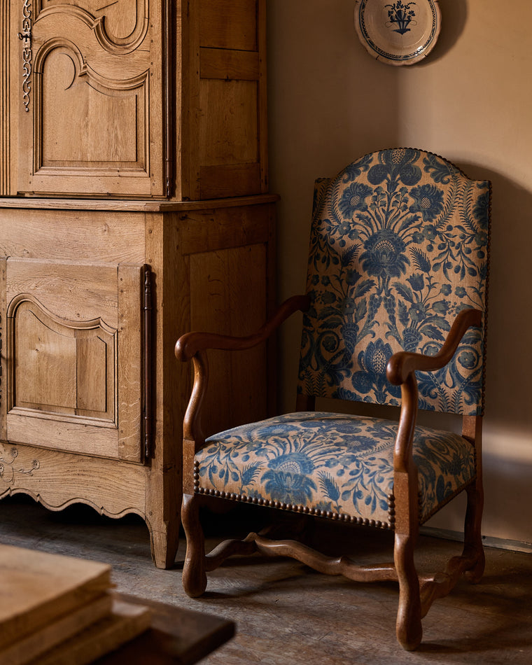 19th c. Sheep Bone Armchair