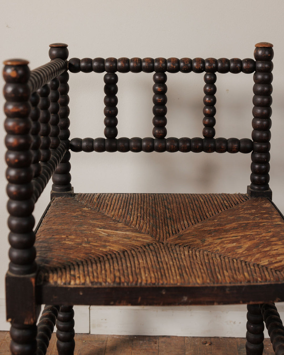 Corner Bobbin Chair