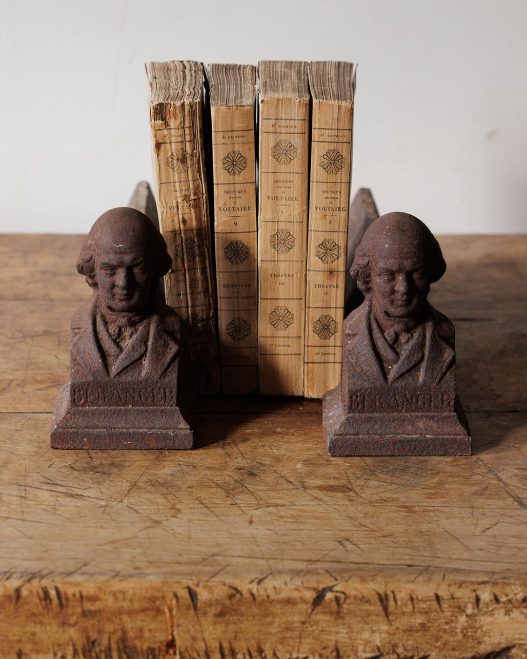 The General Bookends