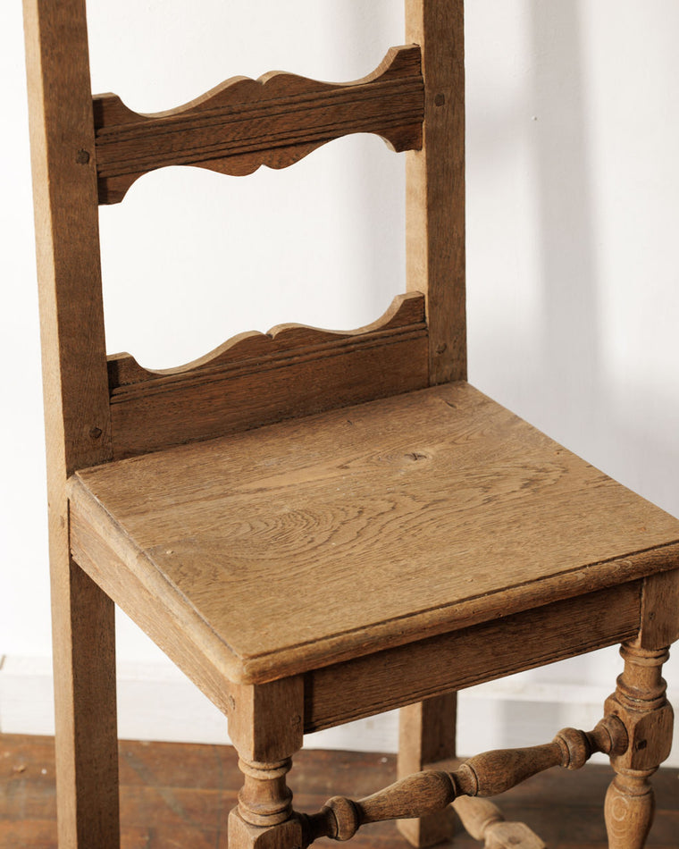 18th c. Lorraine Chair