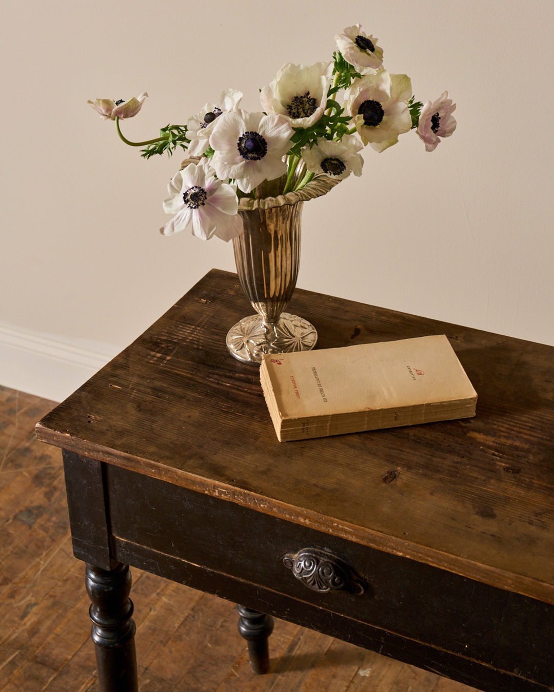 Petit French Side Table
