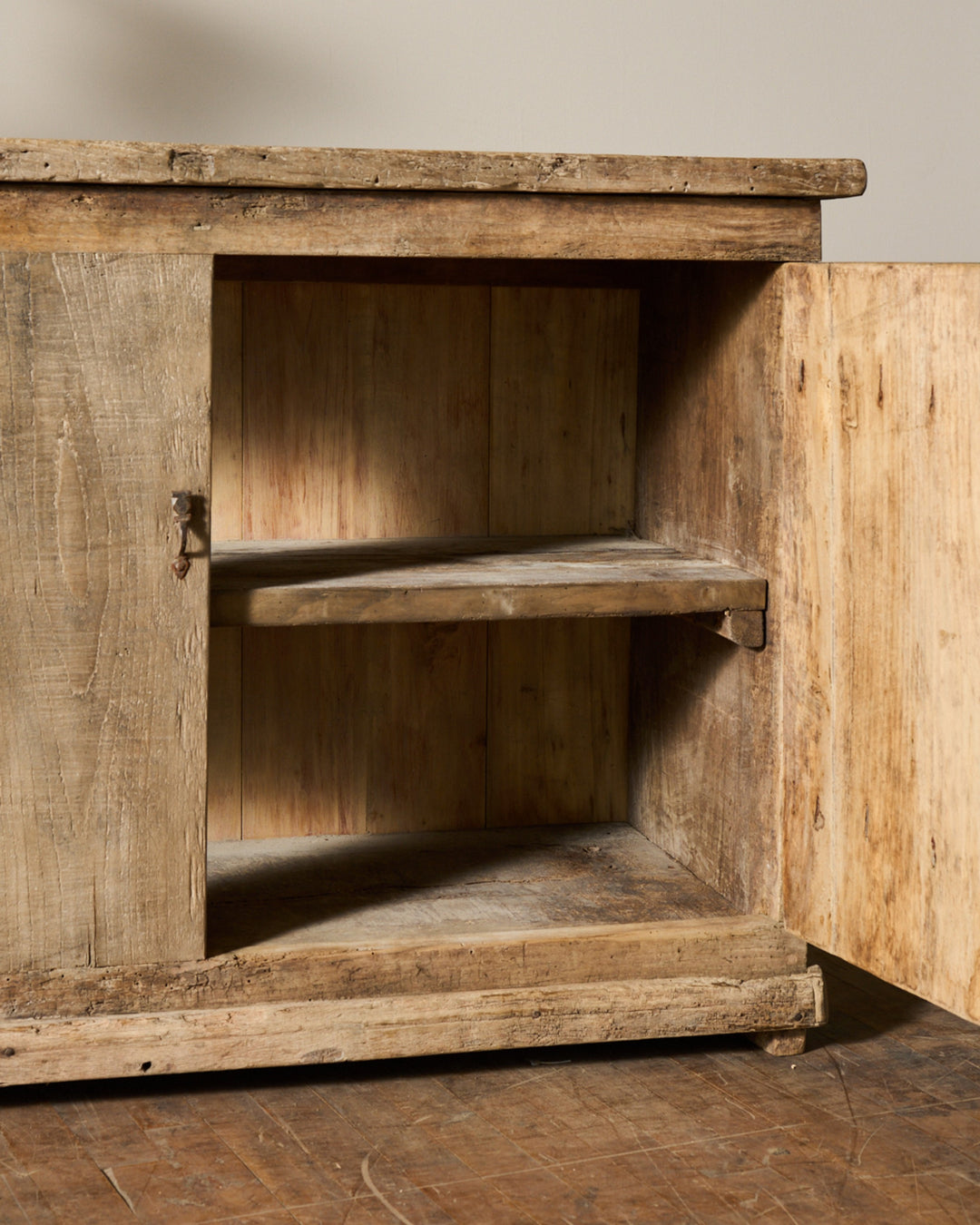 Catalan Sideboard