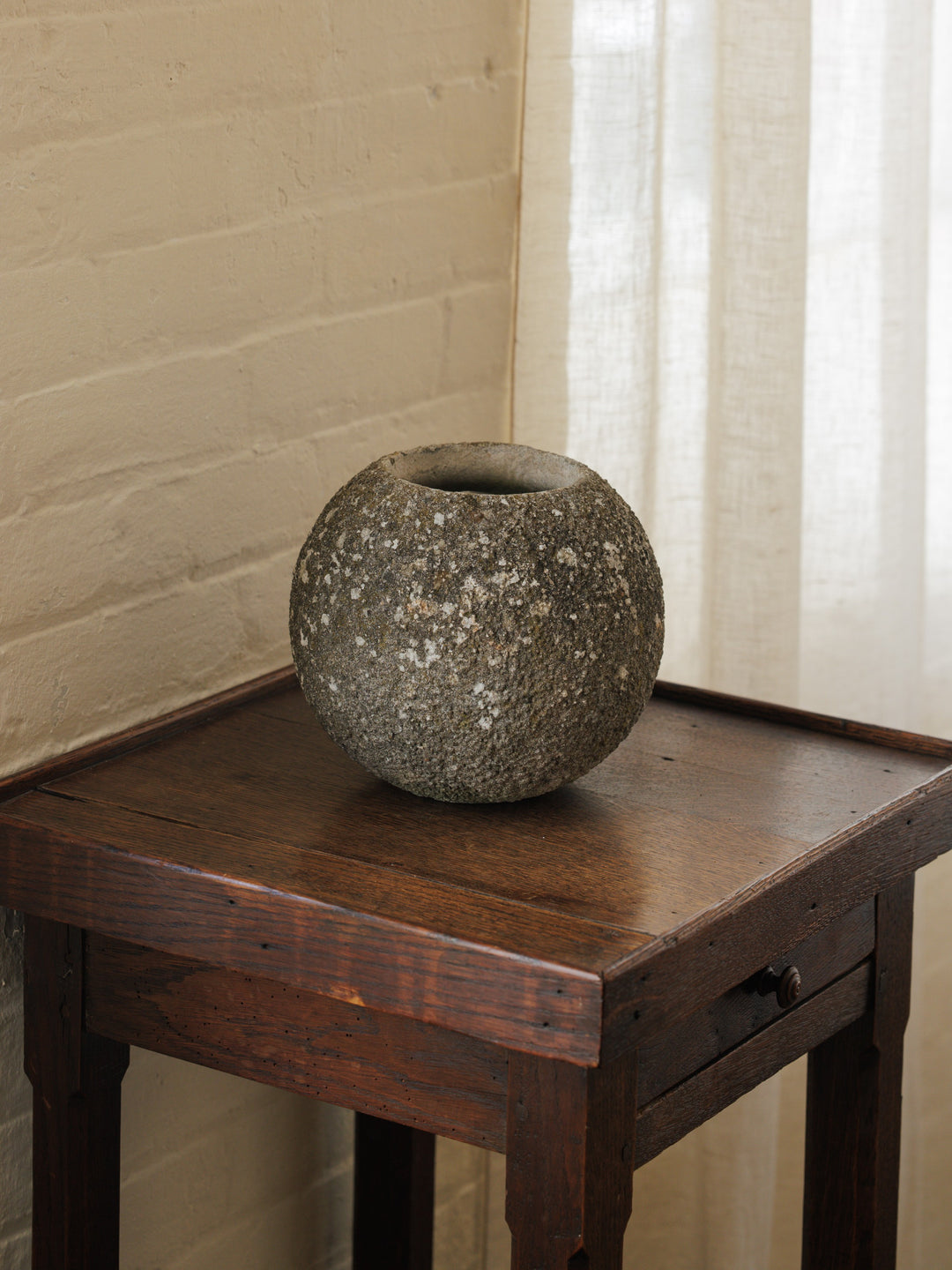 Ball Planter - Dark