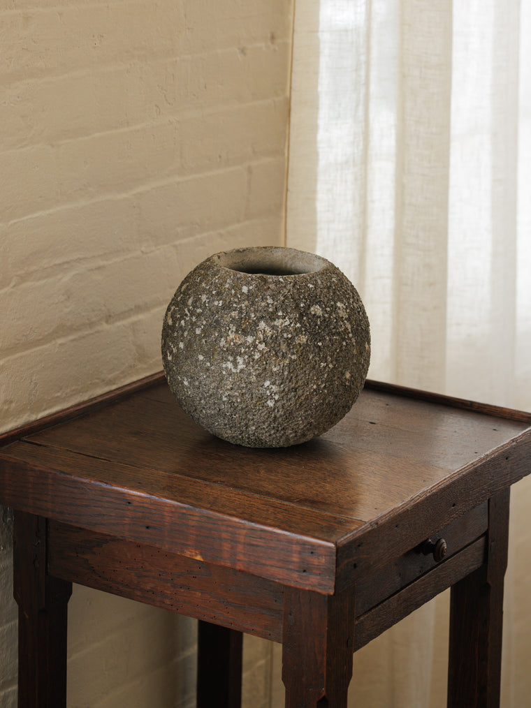 Ball Planter - Dark