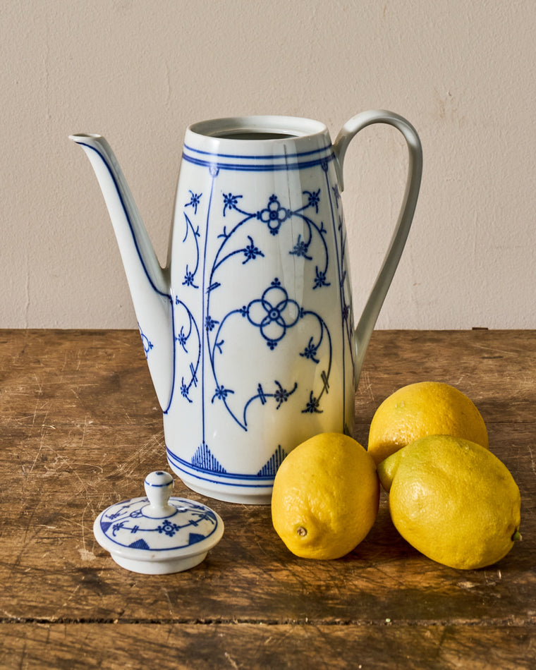 Saint Uze Teapot
