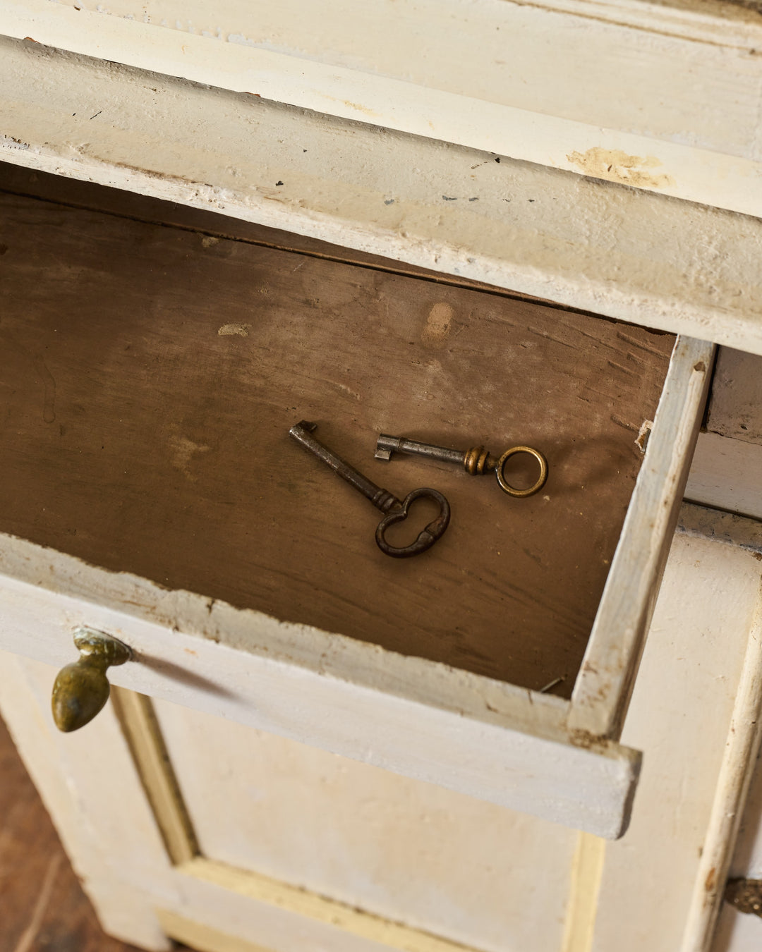 Lyon Painted Cupboard