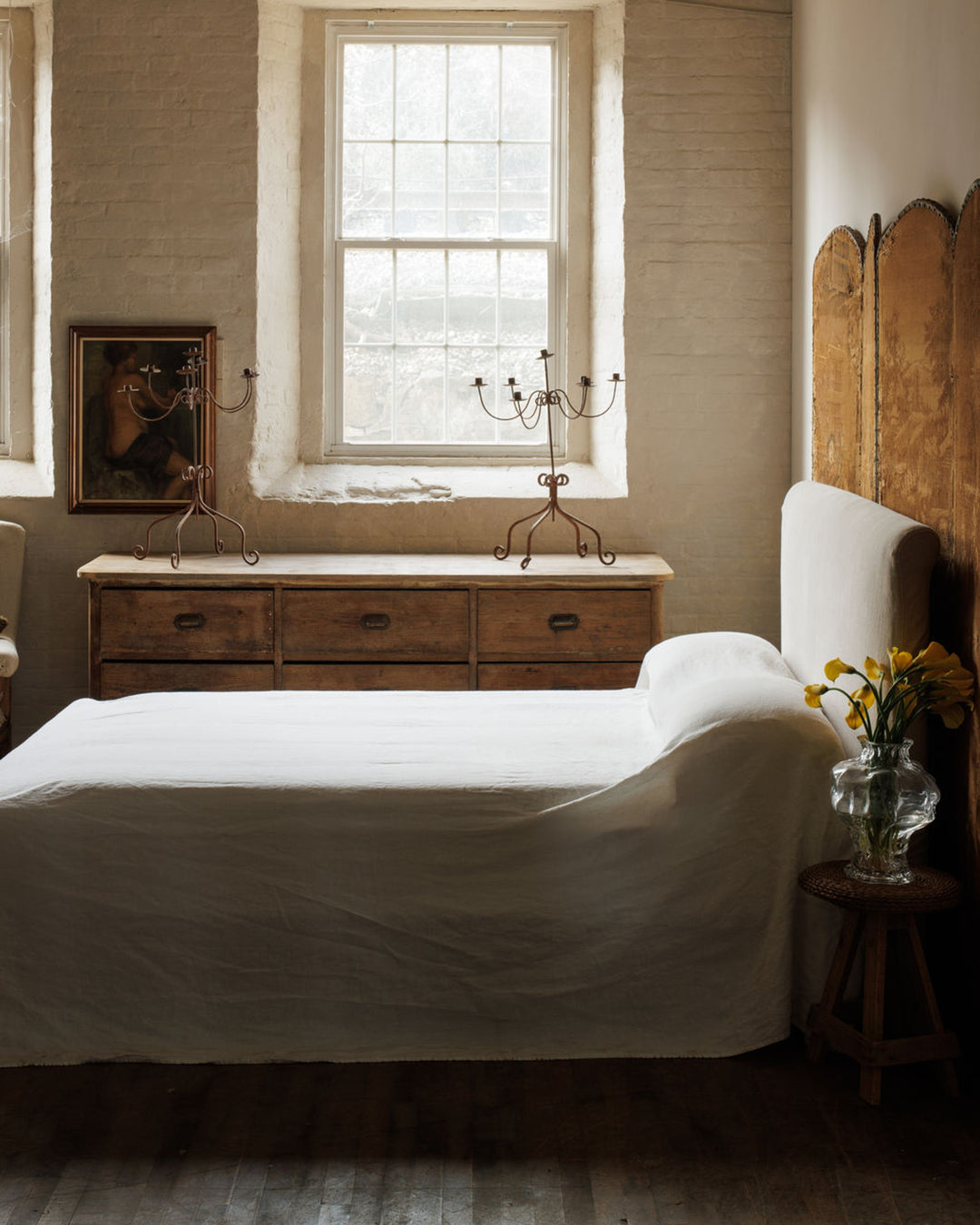 Apothecary Dresser