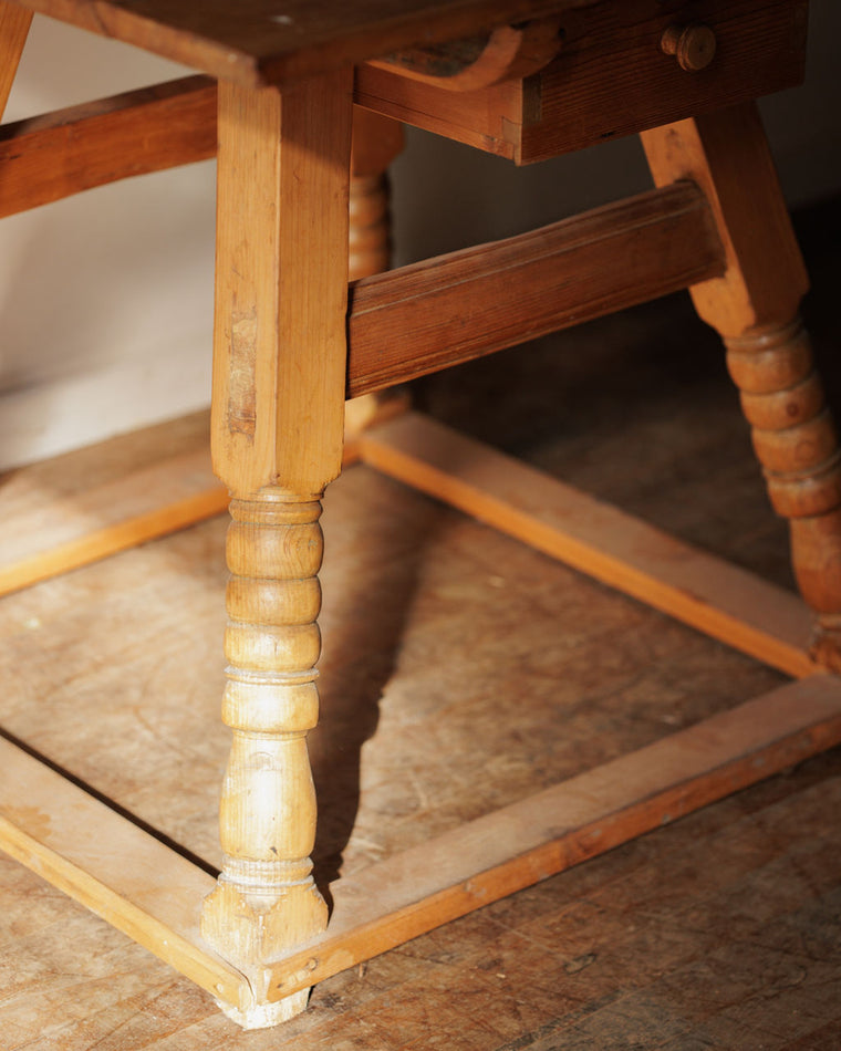 Swedish Entryway Table