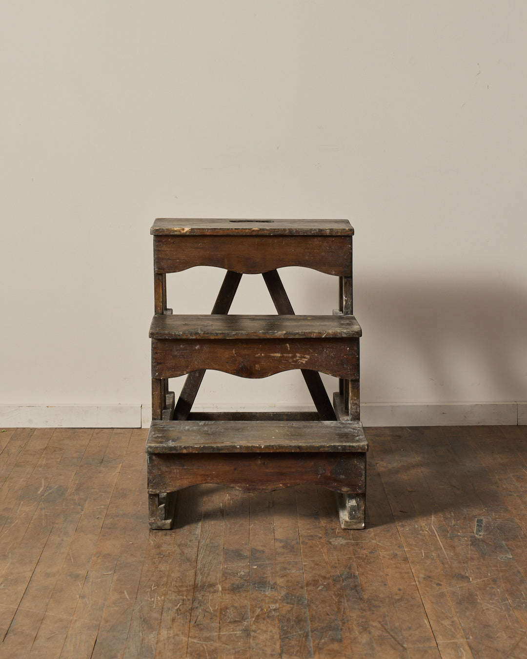 Italian Step Stool